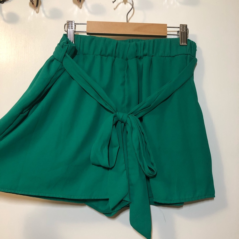 FLOWY summer shorts